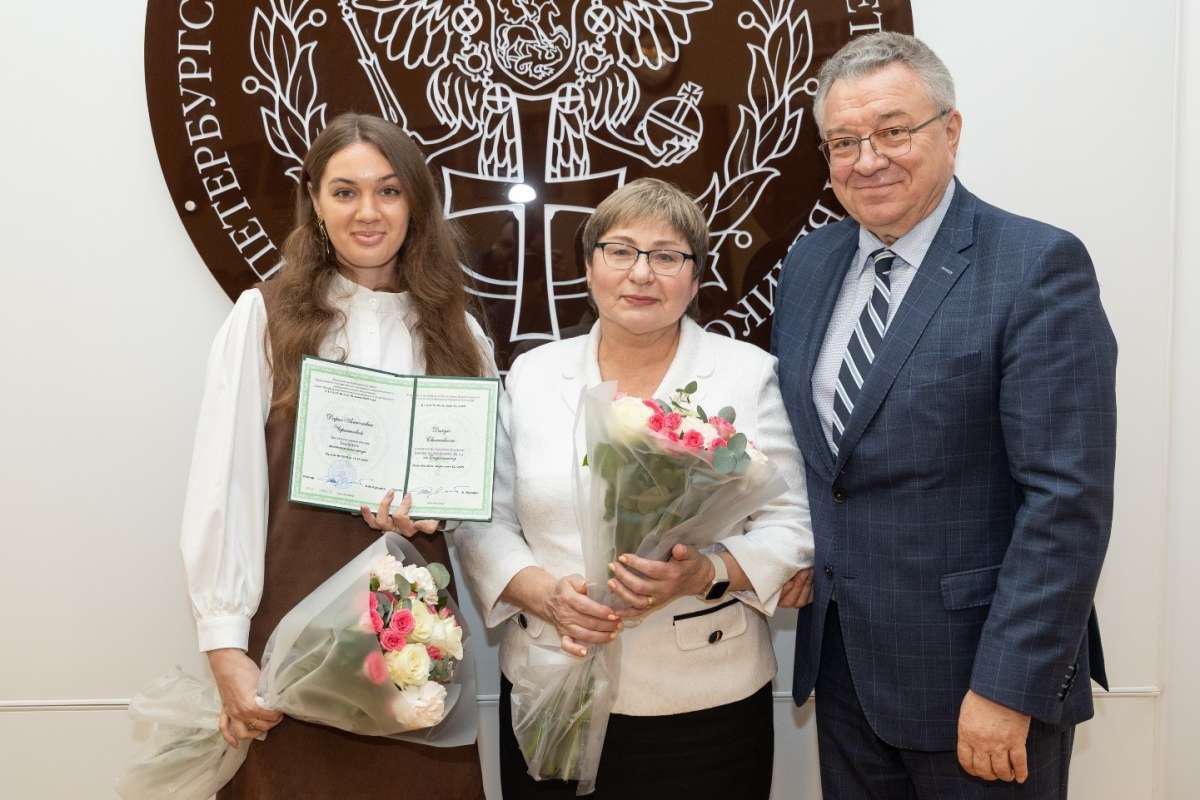 С вручением диплома кандидата наук по научной специальности 1.5.6 Биотехнология поздравляем ассистента Высшей школы биотехнологий и пищевых производств Черникову Дарью Алексеевну!